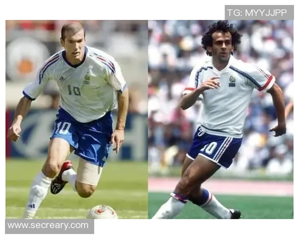 最佳双人组足球明星的传奇故事与辉煌成就解析